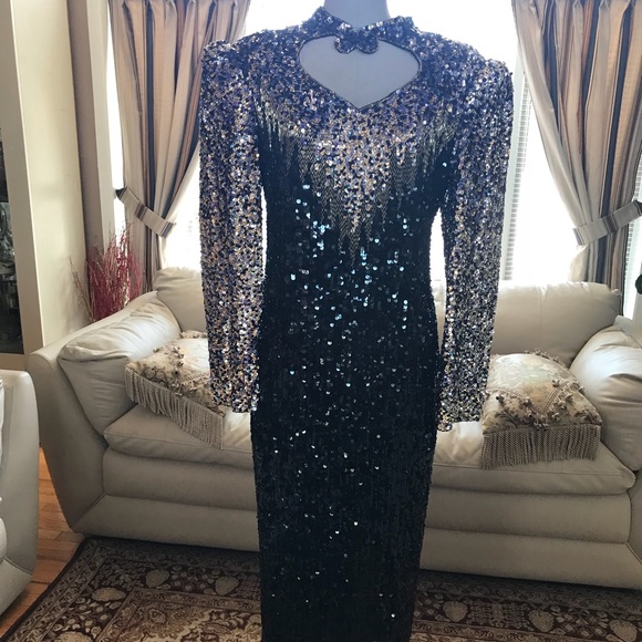 Beaded gown- plus size - Picture 4 of 7